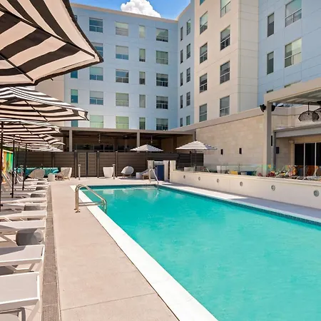 Hyatt House Tampa Airport/Westshore